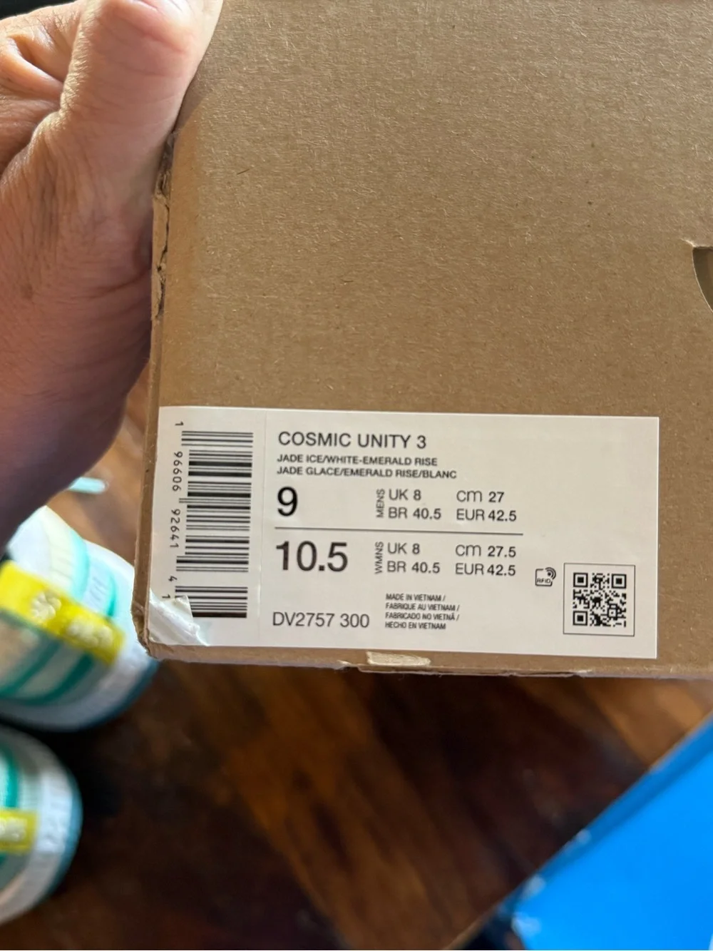 Nike lightweight slip